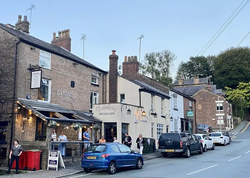 Frankies Lodge restaurante en Disley