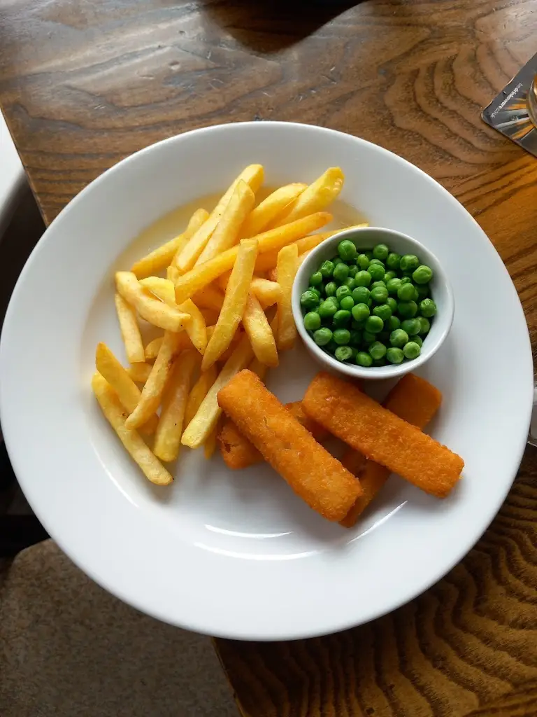 Tyler Lovatt_Dandy Cock_Disley_review