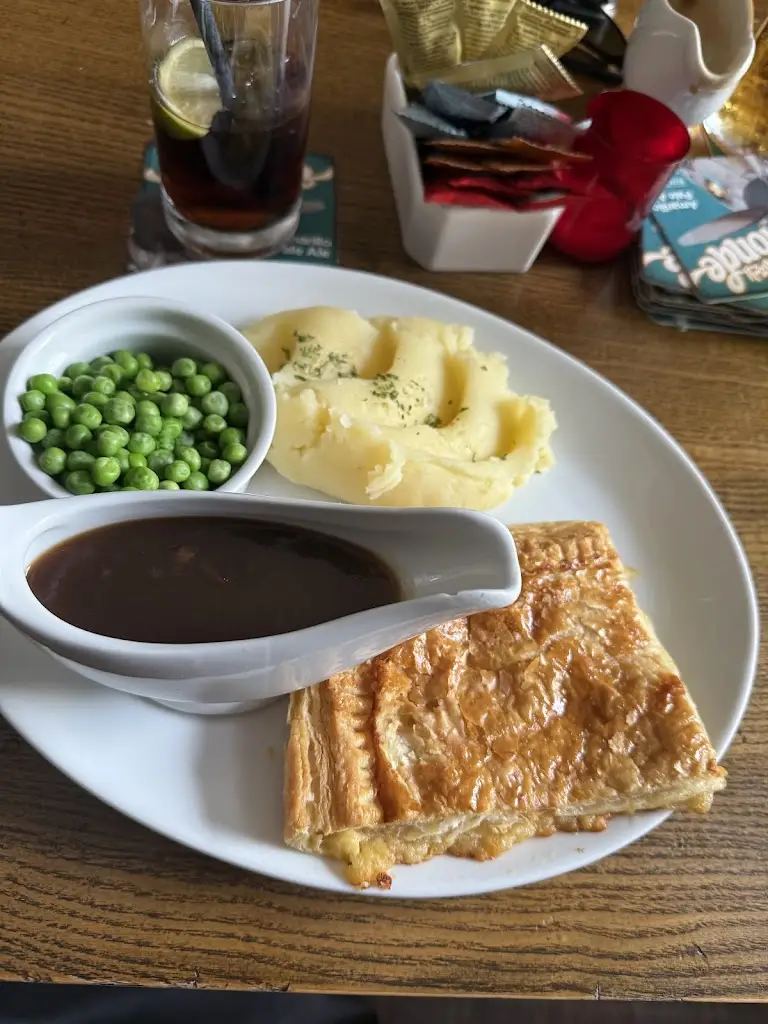 Sophie Hudson_Dandy Cock_Disley_review