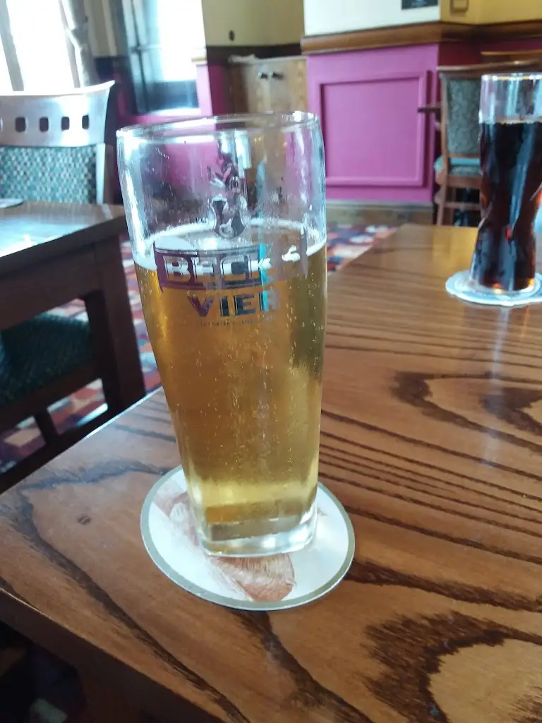 Menu_The White Lion_Disley_image_4