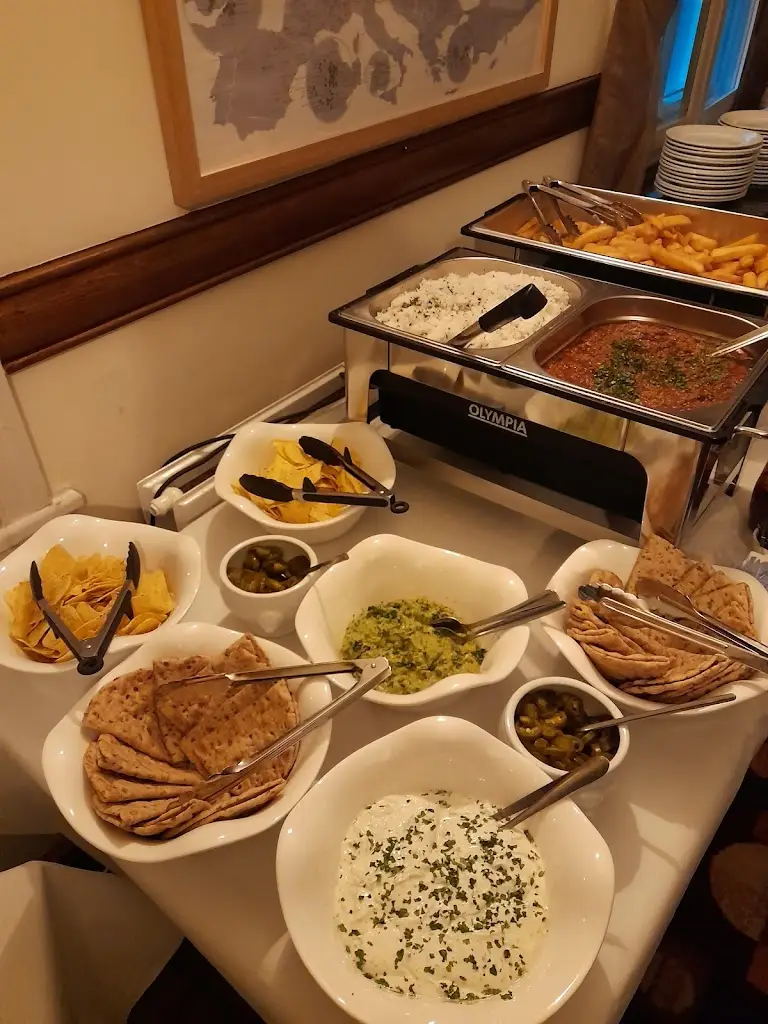 Menu_The White Lion_Disley_image_9