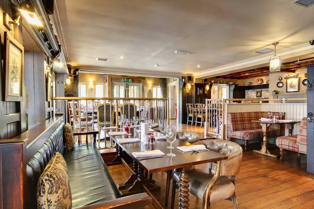 Red Lion, High Lane_Disley_slider_image_1