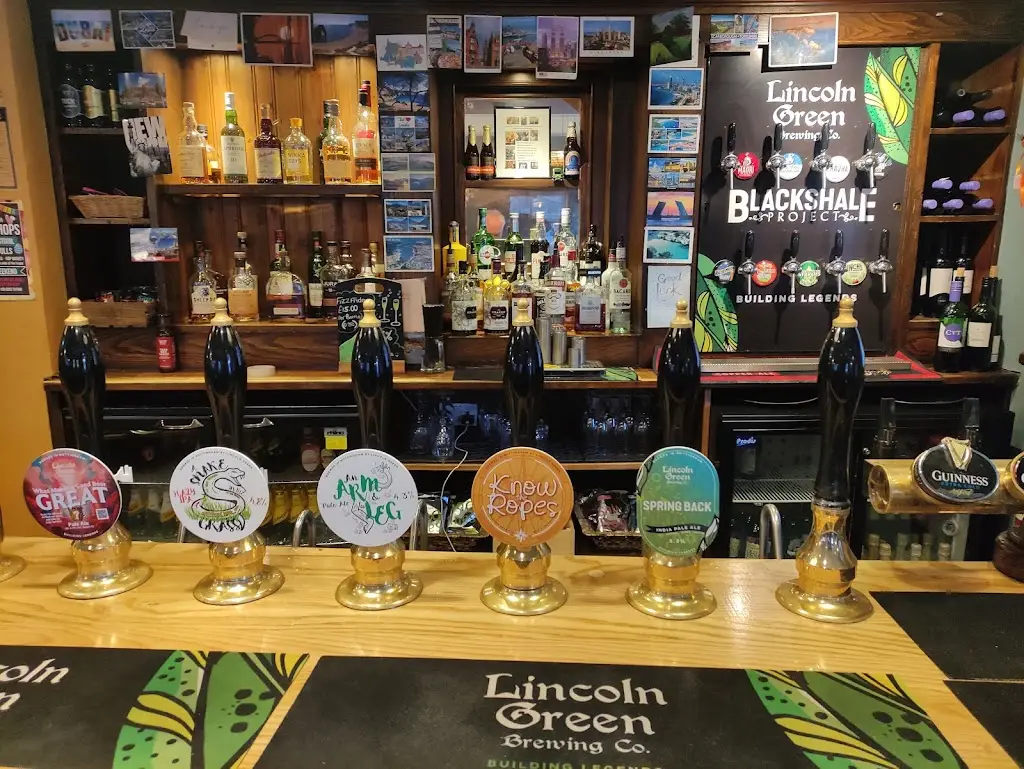 Nigel Sarsfield_Robin Hood and Little John_Arnold_review