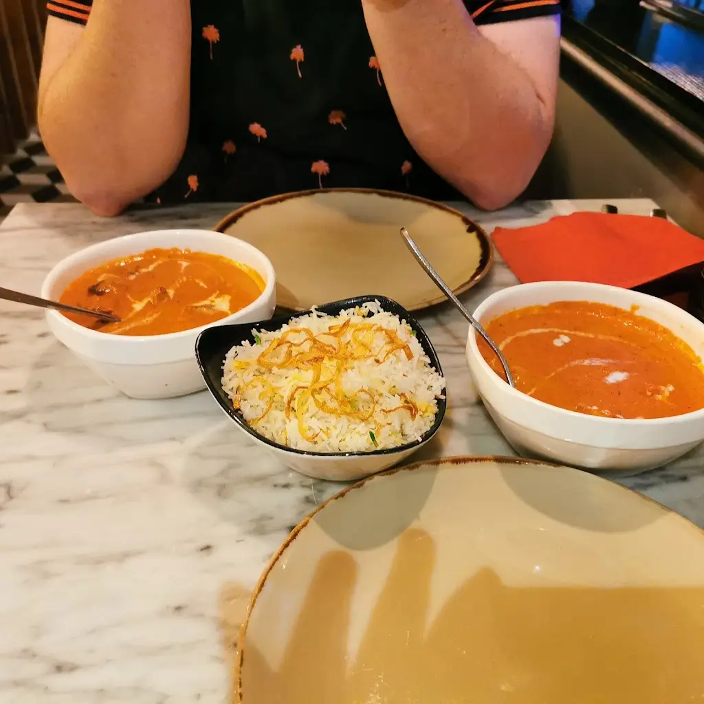 emzidudle_East To West Bar & Grill_Disley_review