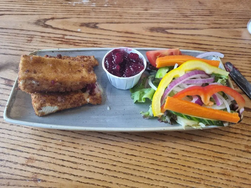 Oliver Bundy_Oilys_Distington_review