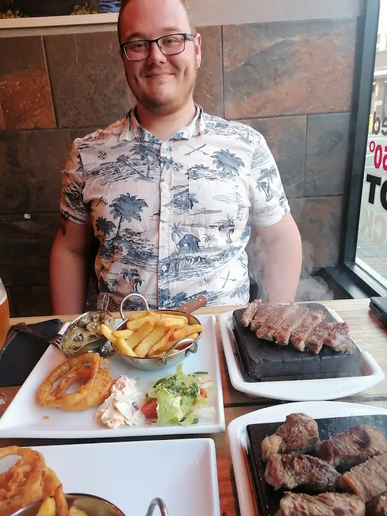 lewis harkness_Stanleys steak house workington_Distington_review