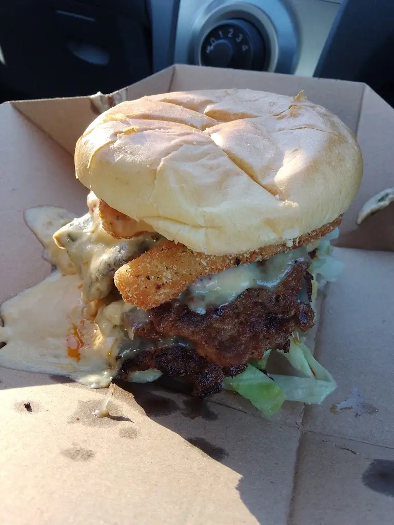 André_AJ SmokeHut_Distington_review