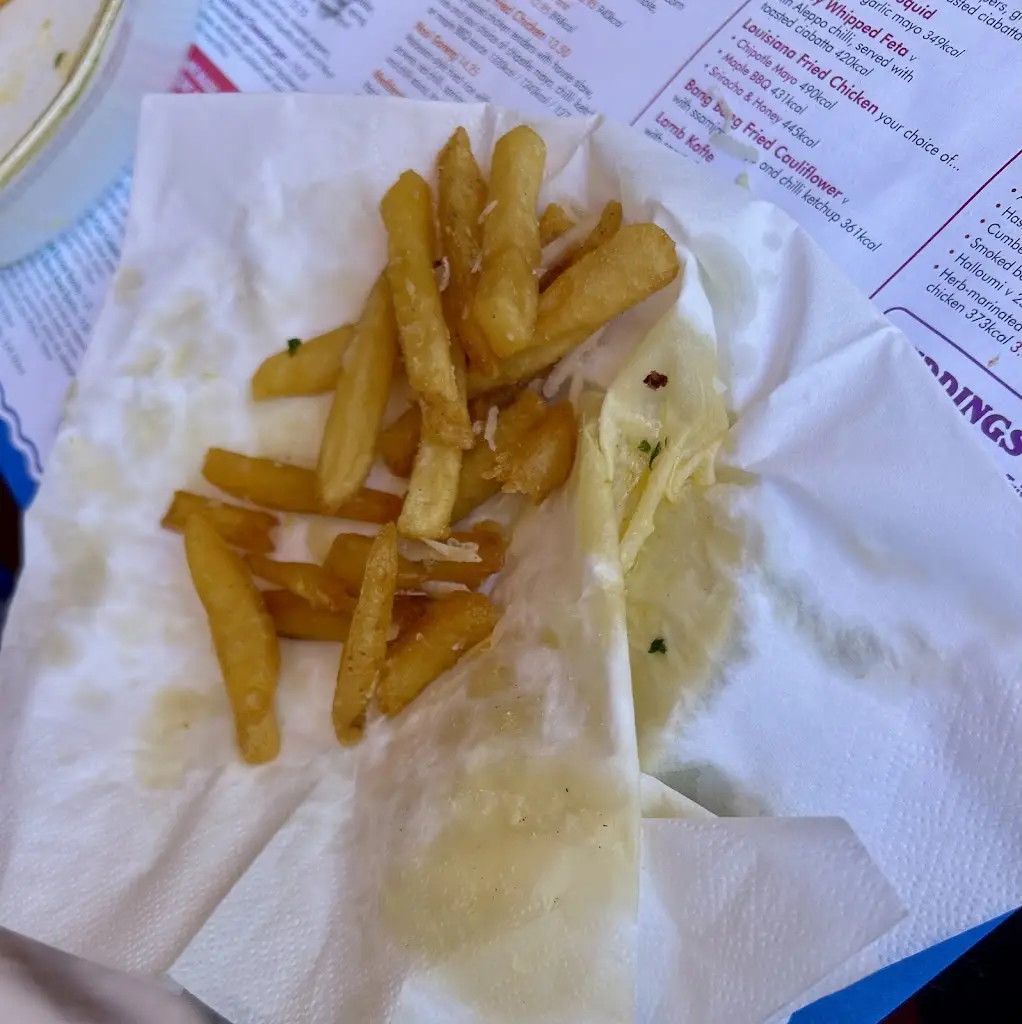 a m_Saludo Lounge_Distington_review