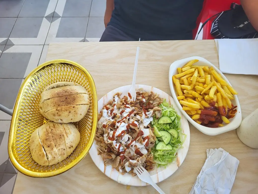 Menu_Ali's Kitchen_Dewsbury_image_4