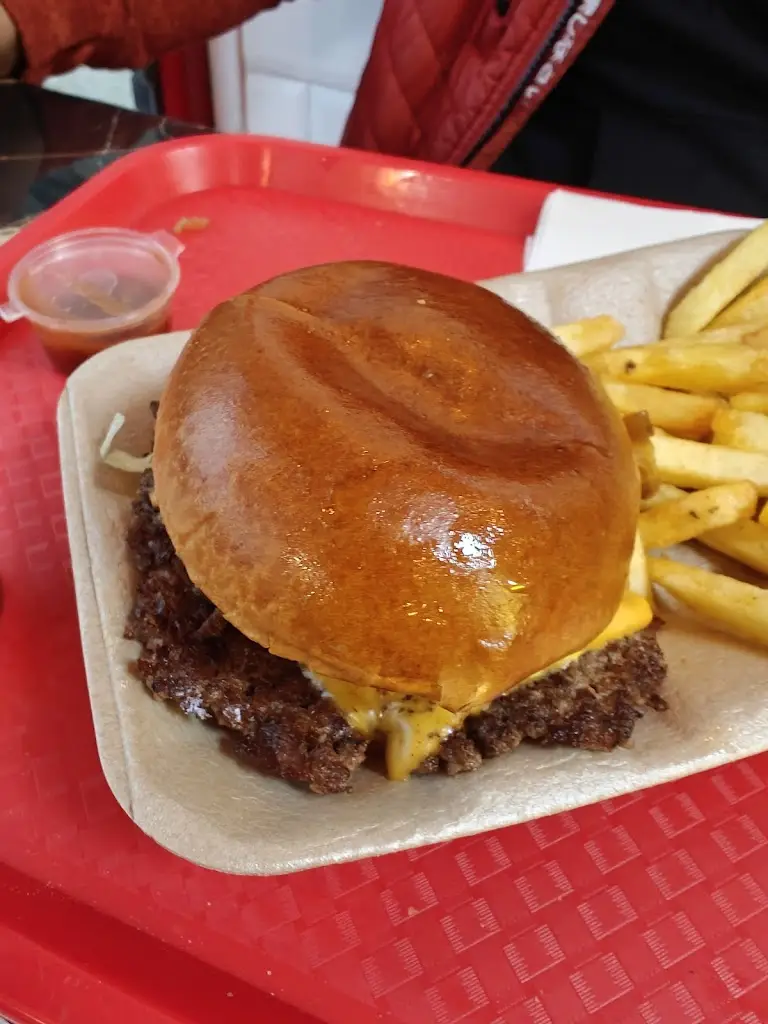 S Hussain_Angus Showroom Restaurant_Dewsbury_review