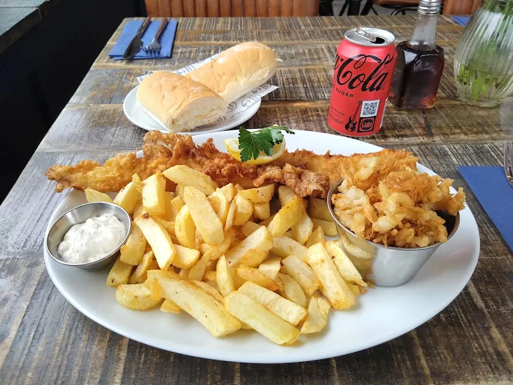 Menu_Spinners Fisheries_Dewsbury_image_5