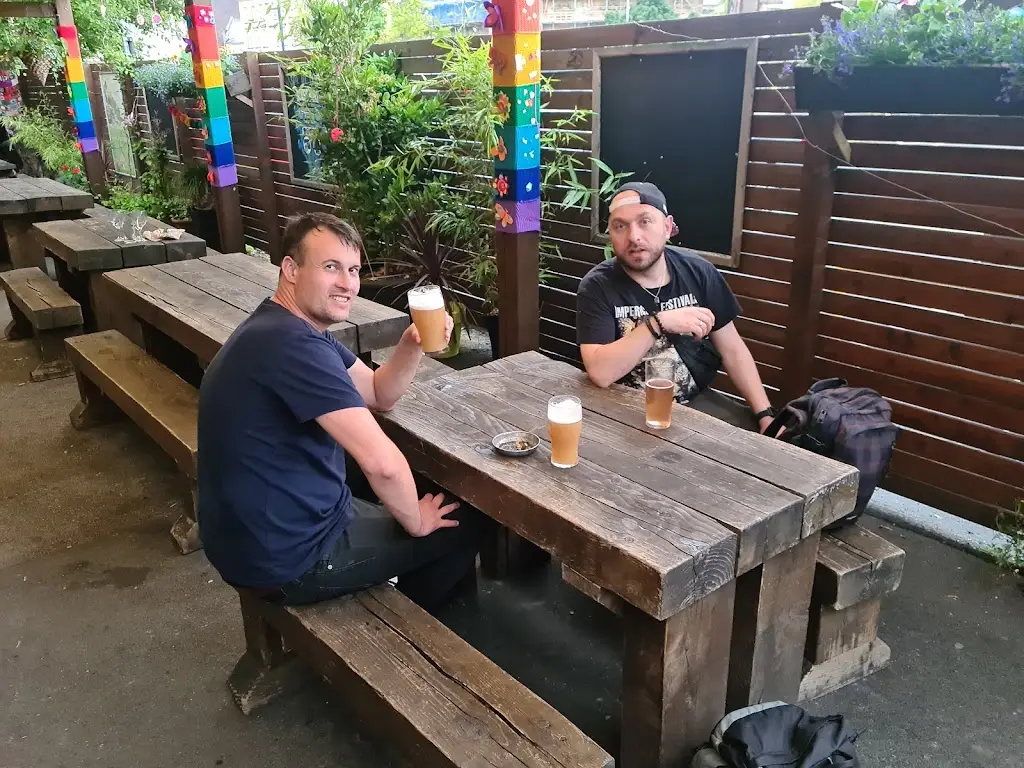 Chris K (Chris K)_West Riding Refreshment Rooms_Dewsbury_review