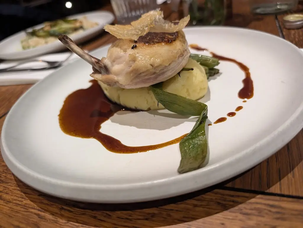 Marcello Galhardo_The Thatched Inn_Ditchling_review