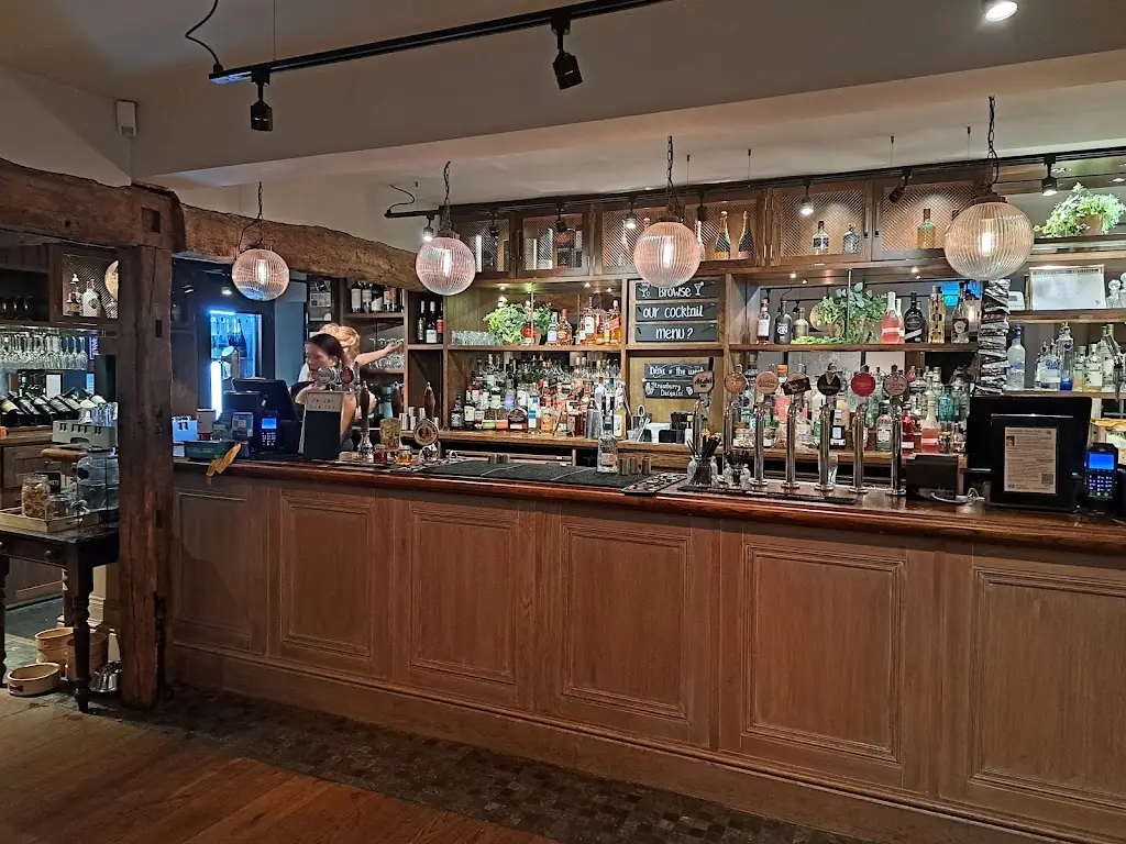 The Friars Oak_Ditchling_slider_image_2