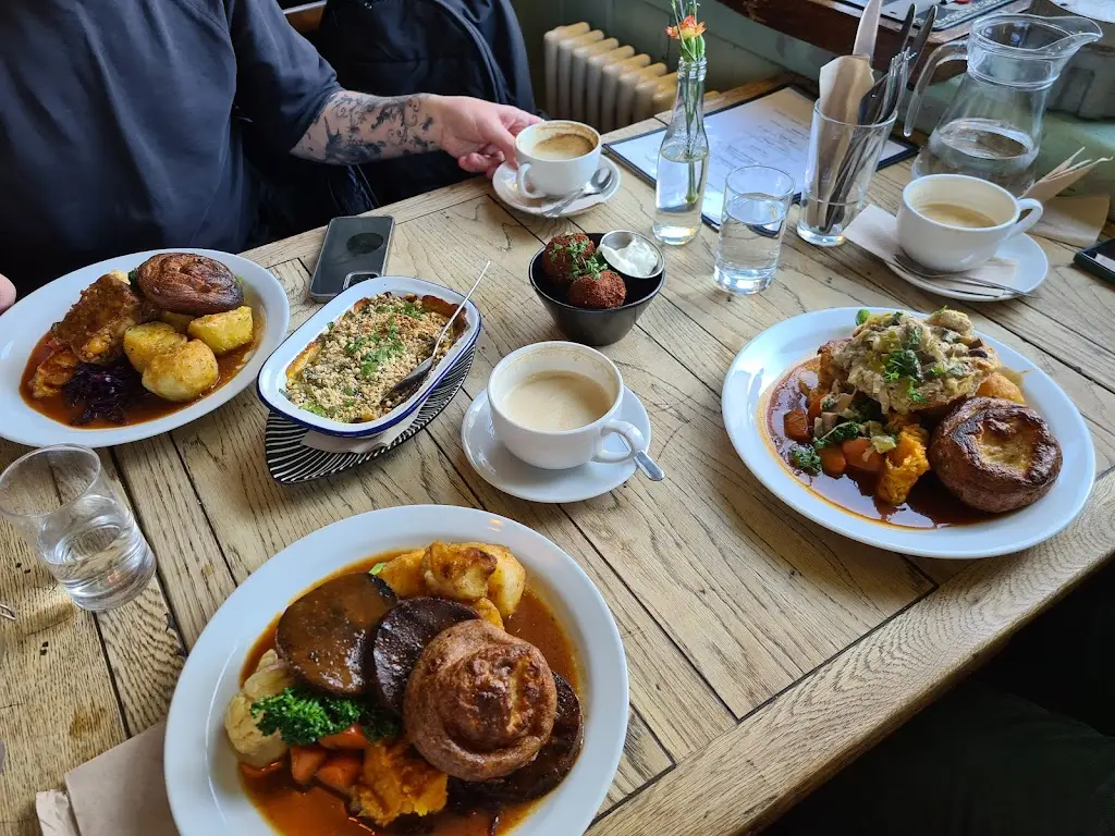 Menu_The Roundhill Pub_Ditchling_image_6