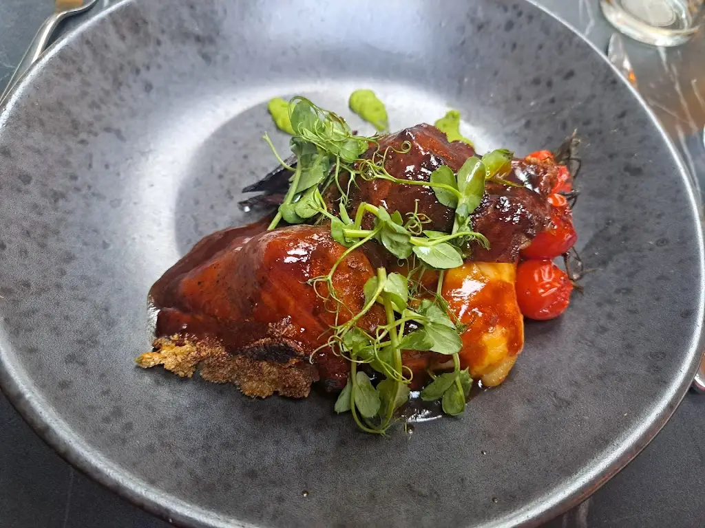 Blossoms Restaurant_District of Rutland_slider_image_2