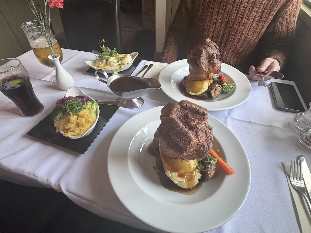 Nicole Cresswell _The Plough_District of Rutland_review