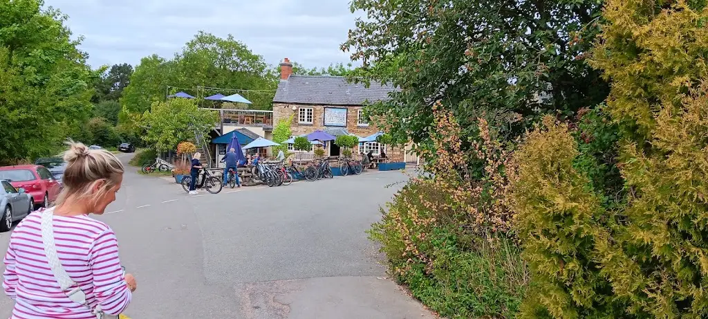 Phil Spencer_Horse & Jockey Inn_District of Rutland_review