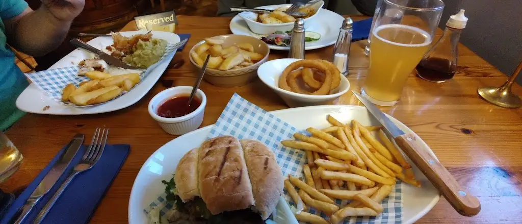 Menu_Wheatsheaf_District of Rutland_image_6