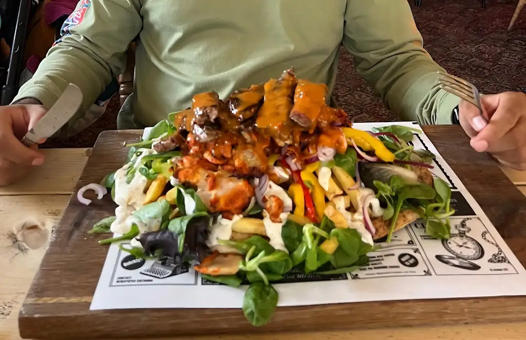 Aaron G_The Yew Tree at Longhope_Drybrook_review