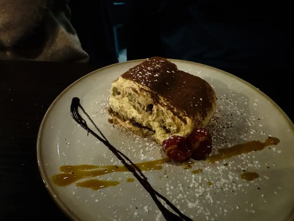 Menu_Aroma Ristorante Italiano_Dorking_image_8