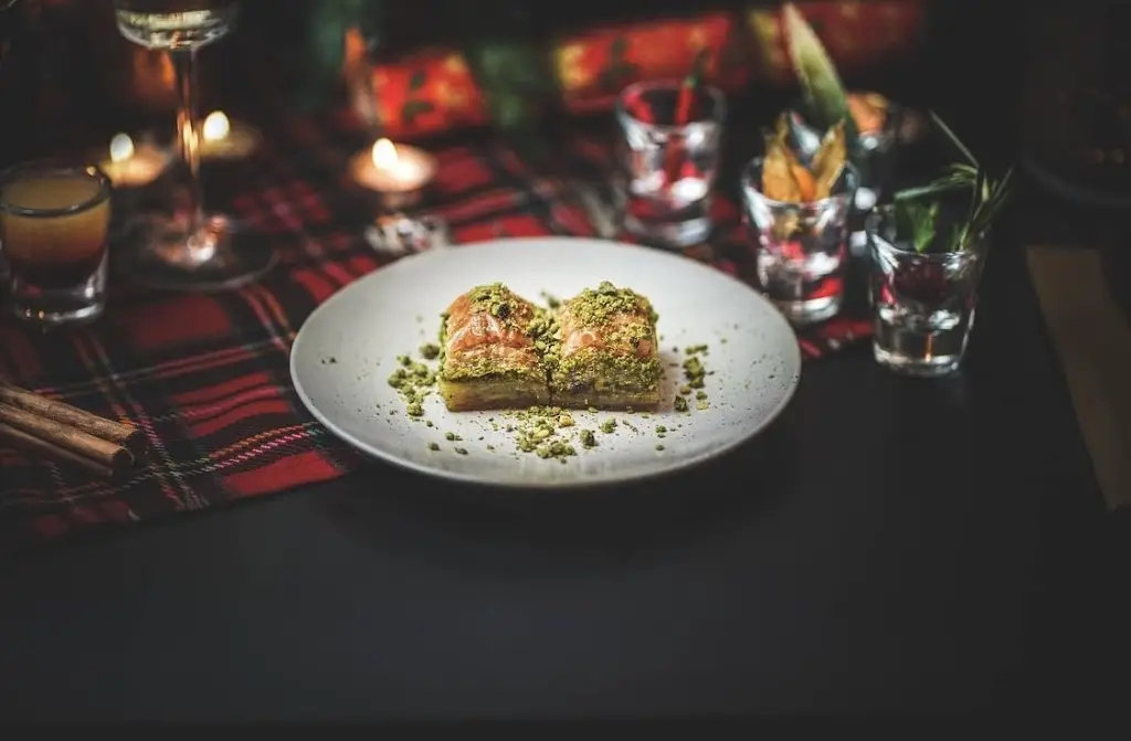 Menu_Turkuaz Restaurant Dorking_Dorking_imagen_5