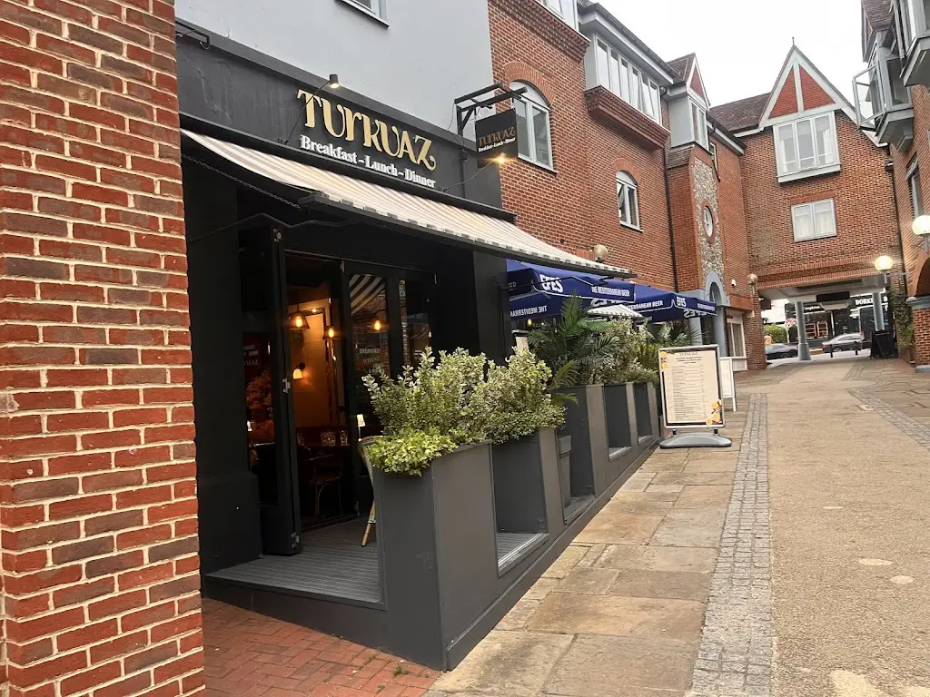 Dara Builders_Turkuaz Restaurant Dorking_Dorking_reseña