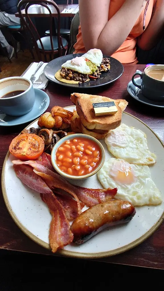 Menü_Arto Restaurant_Dorking_Bild_7