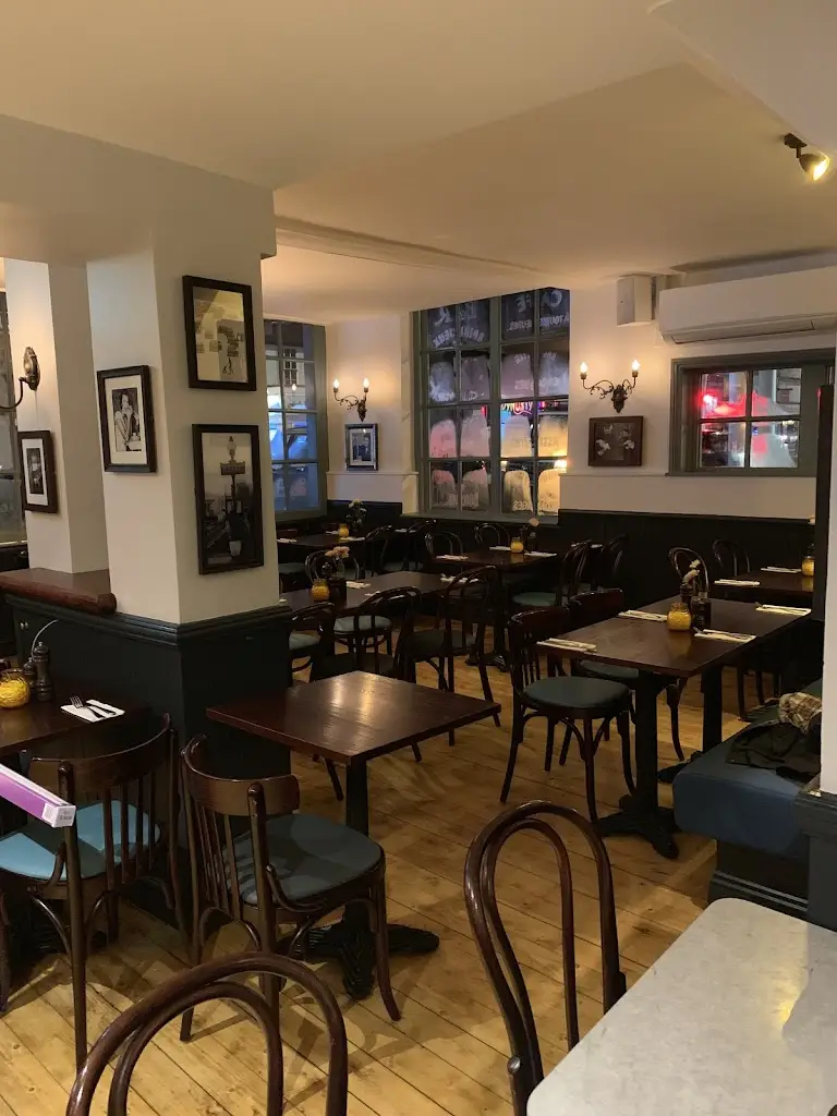 Arto Restaurant_Dorking_slider_image_1