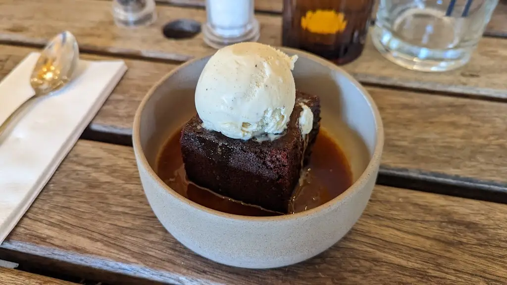 Menu_The Queen's Head_Dorking_image_7