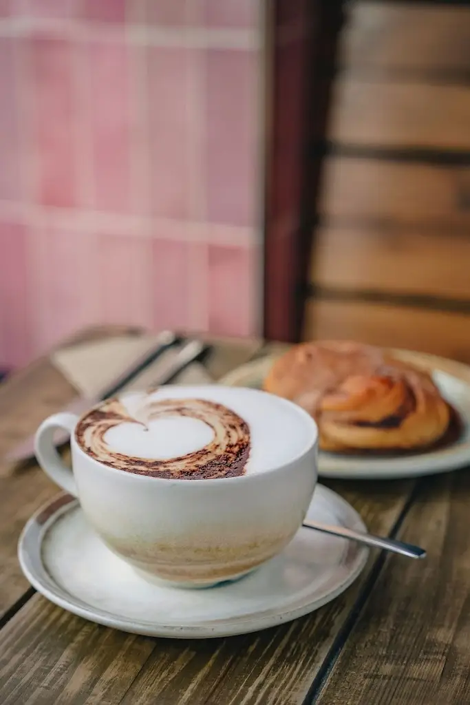 Menu_HolmeStores_Dorking_image_5