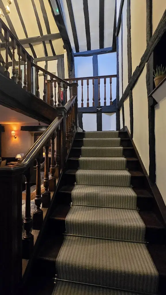 Deborah Plant_Kings Arms_Dorking_review