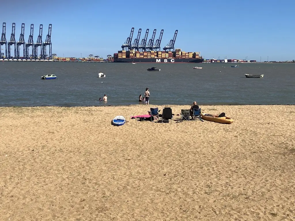 R E_The Alma Inn_Dovercourt_review