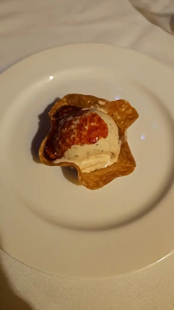 Darren Law_Lambard's Salt House_Dovercourt_review