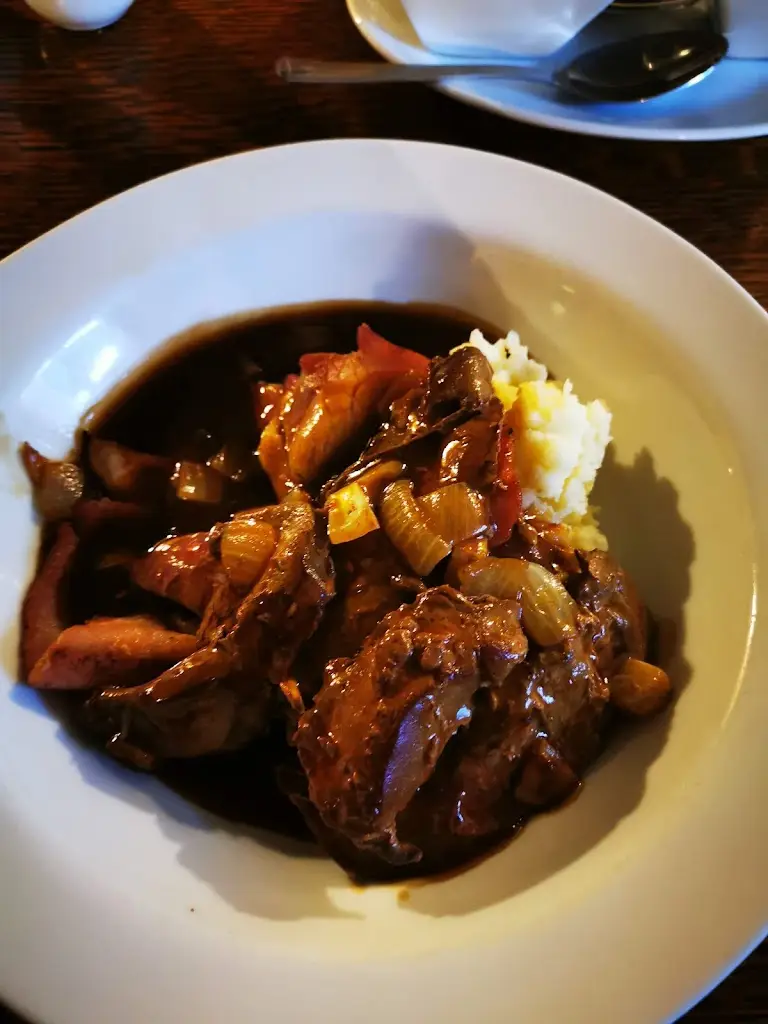 Andy Bloom_The Crown Post_Dovercourt_review