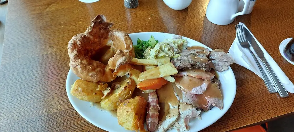 Paul Gueizelar_The Crown Post_Dovercourt_review