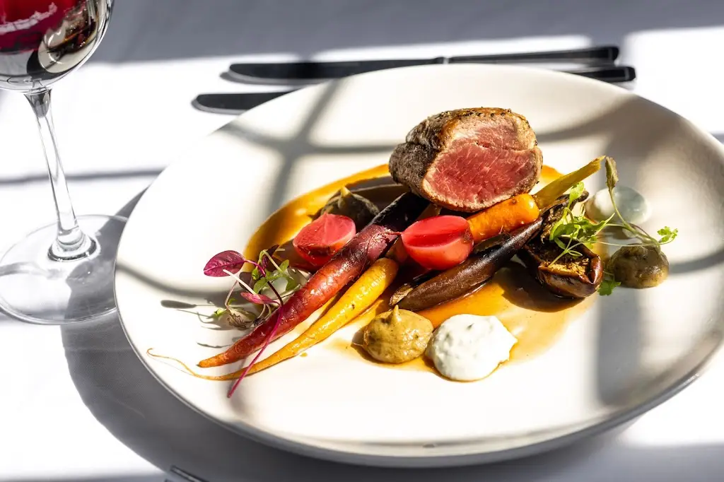 Al Molo-Dorchester_Dorchester_slider_image_2