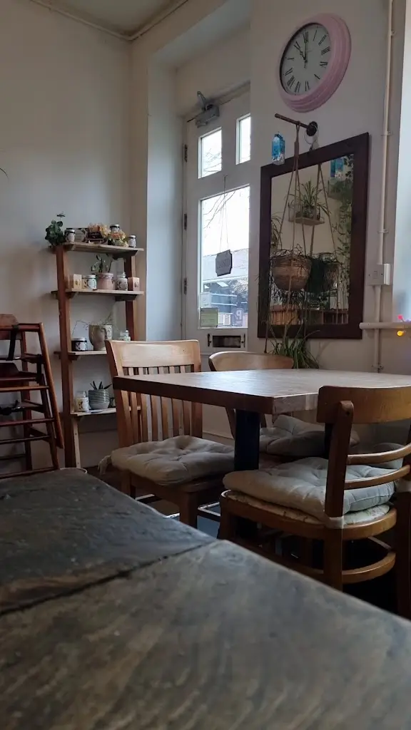 Vibes restaurant in Dorchester