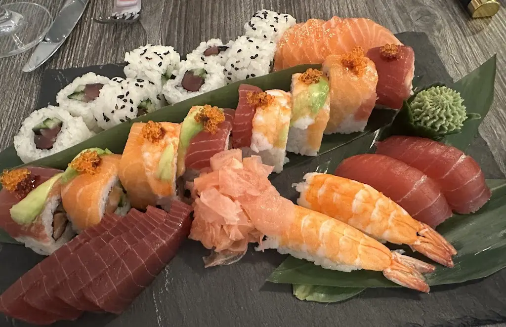 Myra's Korean and Japanese Restaurant_Dorchester_slider_image_3