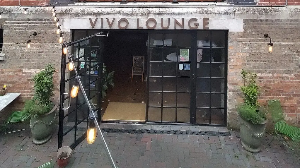 Vivo Lounge_Dorchester_slider_image_2