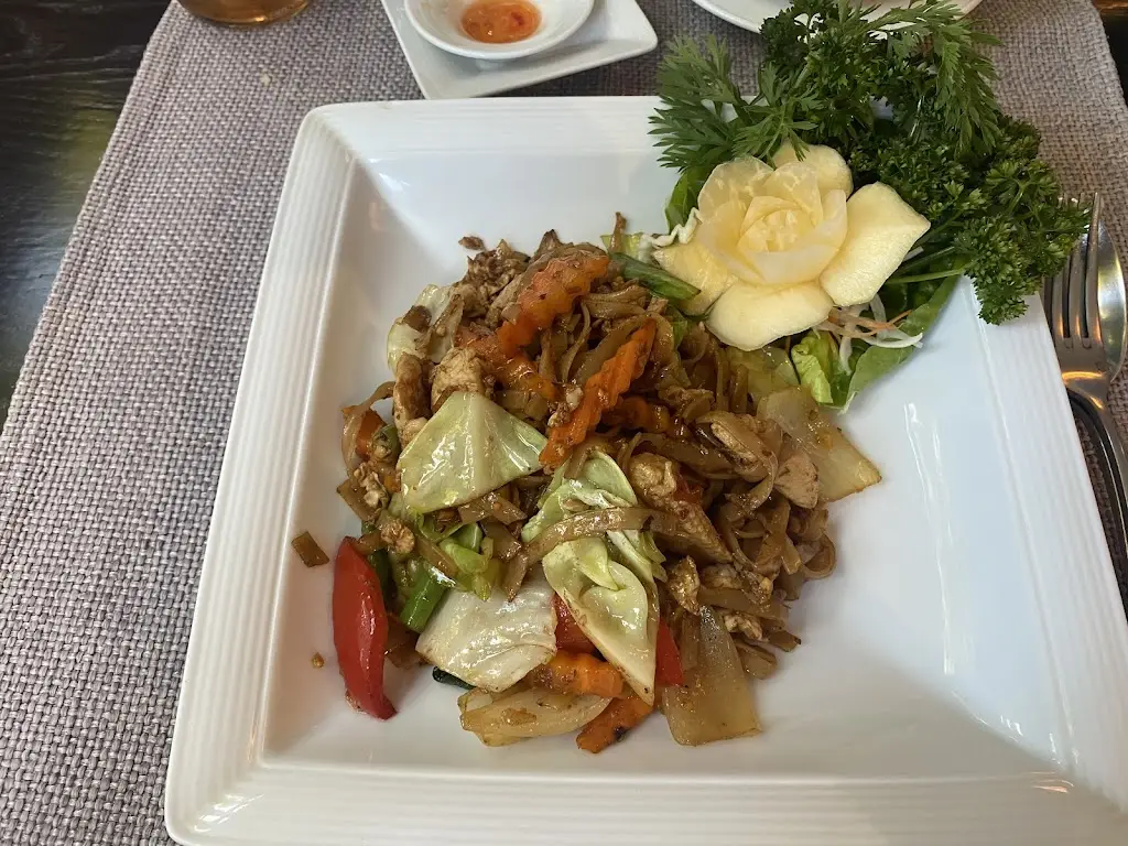 tunisia beckford_The King and Thai Restaurant_Dorchester_review
