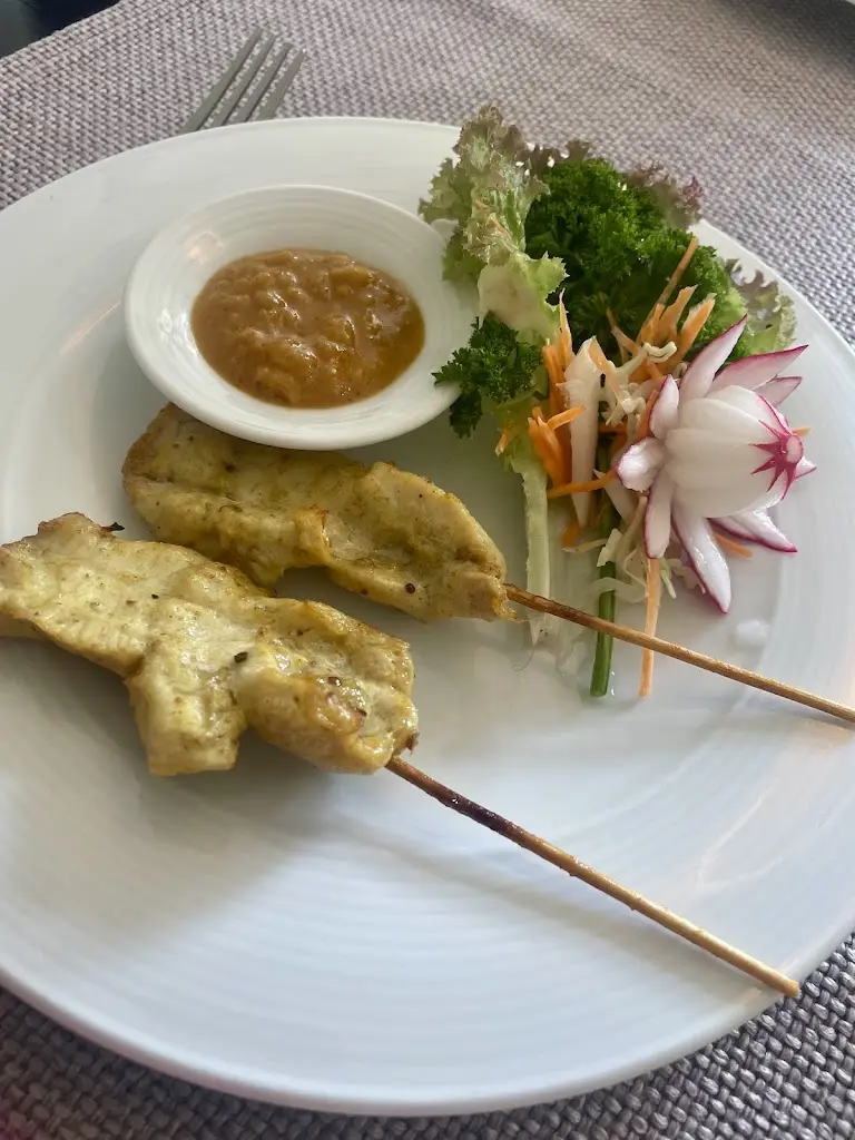 The King and Thai Restaurant_Dorchester_slider_image_3