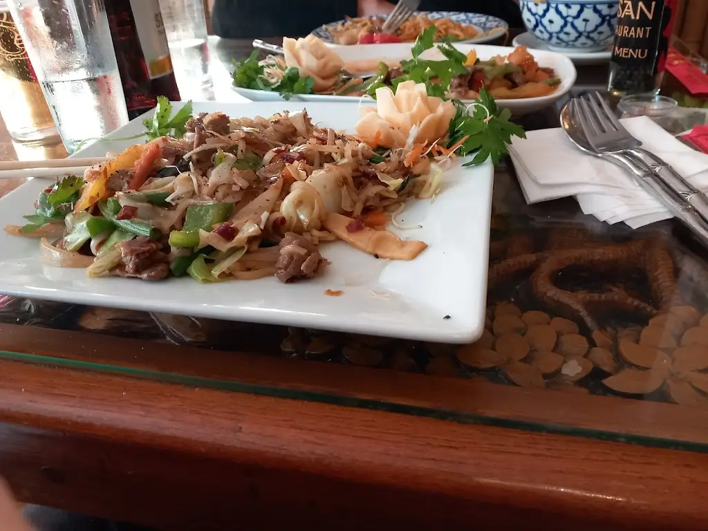 Matthew Cook_Kao San Thai Restaurant_Dorchester_recensione