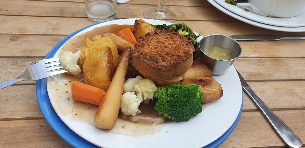 S Thomson_Walnut Grove_Dorchester_review