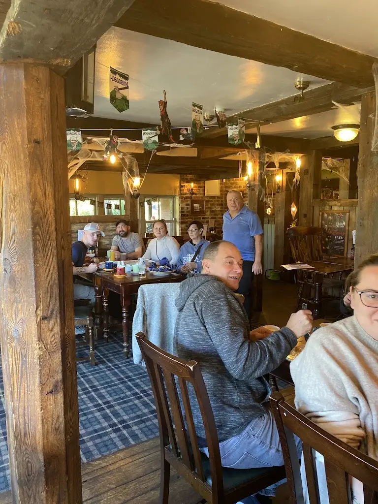 Stuart Blackburn_The Jolly Farmer_Dronfield_recensione