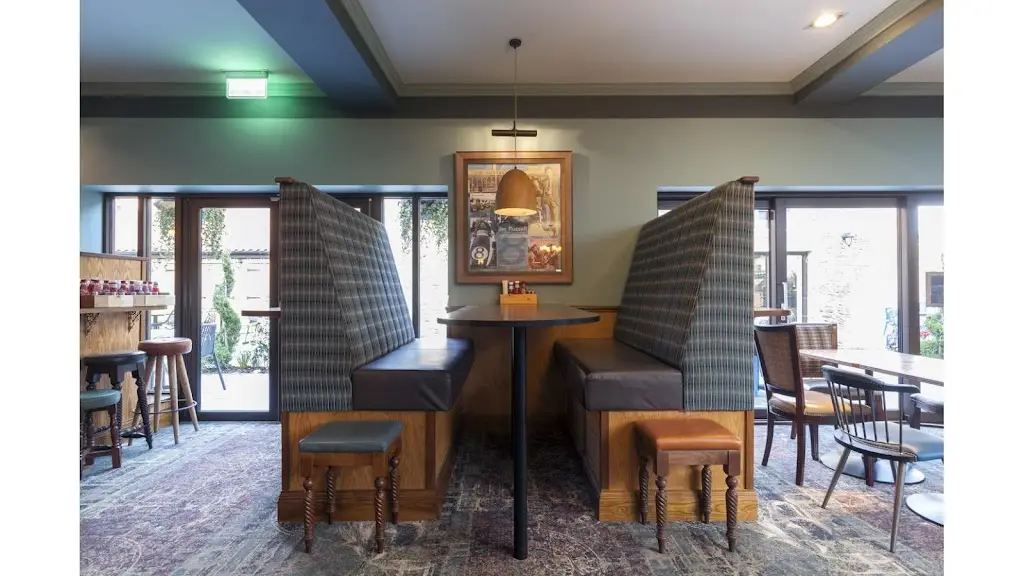 The Whalebone - JD Wetherspoon_Downham Market_slider_image_1