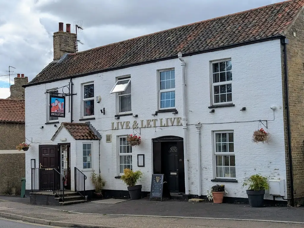 Deborah Beaven_Live & Let Live_Downham Market_review