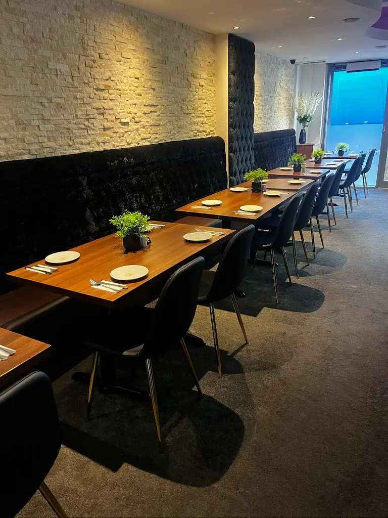 Rice n' Spice restaurant in Dukinfield