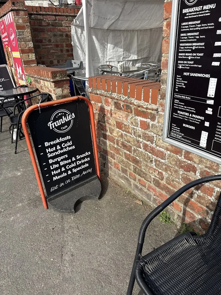 Rhoda Whitfield_Riverhead Cafe - Driffield_Driffield_review