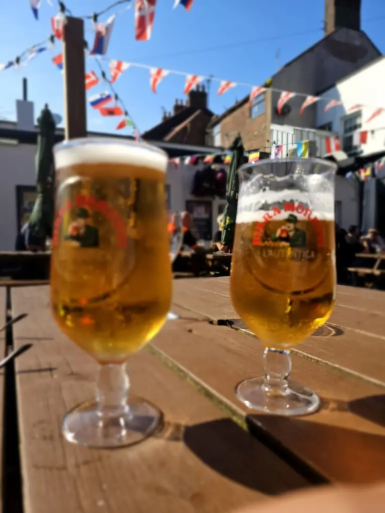 Damon Hotchin_The Original Keys_Driffield_review